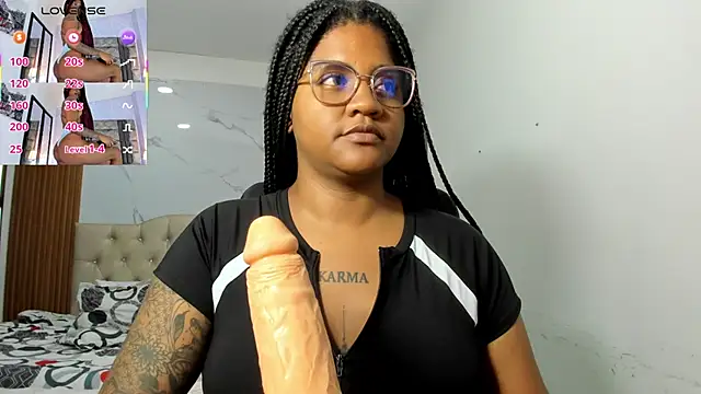 ZahraRose online show from June 2026 08:43:01 PM