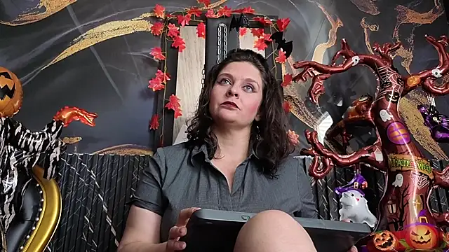 AmandaKovich online show from October 2025 07:35:02 PM