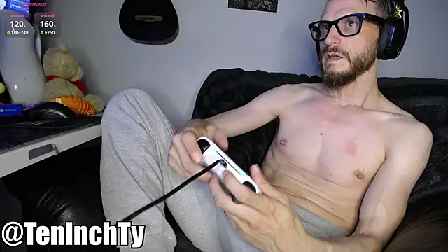 Snapshot of teninchty chatting on July 2026 04:18:01 AM teninchty online show from July 2026 04:18:01 AM