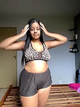 gatinha 18 online show from October 2025 08:13:02 PM