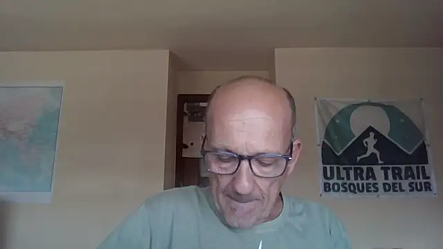 llopaco online show from October 2025 10:48:02 AM