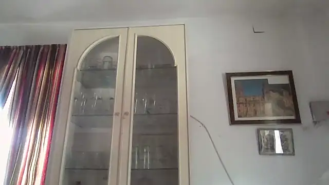 llopaco online show from October 2025 11:54:01 AM