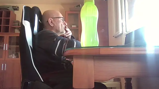 llopaco online show from March 2026 11:33:02 AM