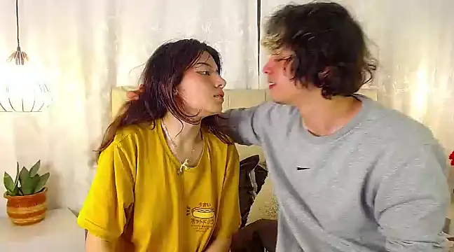 Snapshot of fyreandfox_ chatting on March 2025 10:34:02 PM fyreandfox online show from March 2025 10:34:02 PM