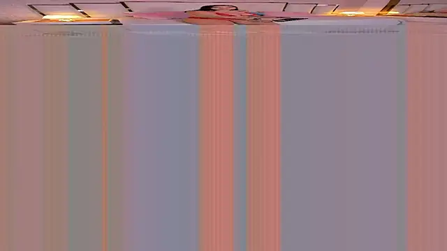 Snapshot of hillary_uckerman_ chatting on February 2025 12:01:02 PM hillary uckerman online show from February 2025 12:01:02 PM