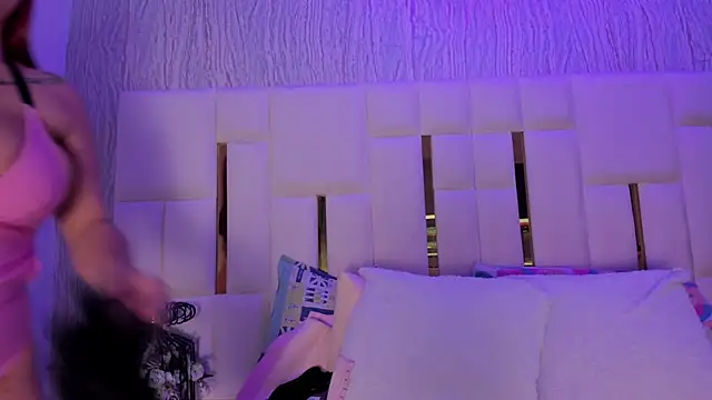 hillary uckerman  online show from April 2026 11:41:02 AM