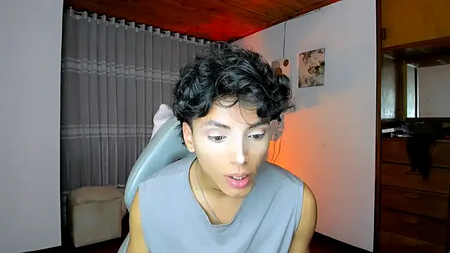 nilam valker online show from April 2026 11:02:02 PM