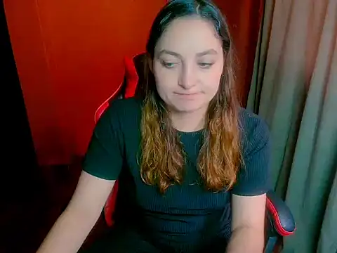 Snapshot of Daianna_m_ chatting on April 2026 05:39:02 PM Daianna m online show from April 2026 05:39:02 PM