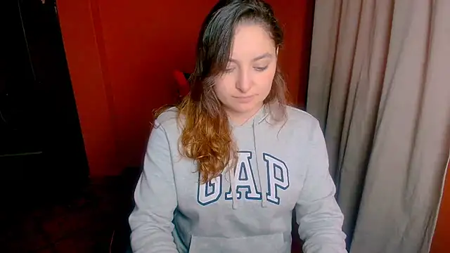 Snapshot of Daianna_m_ chatting on April 2026 08:11:02 PM Daianna m online show from April 2026 08:11:02 PM