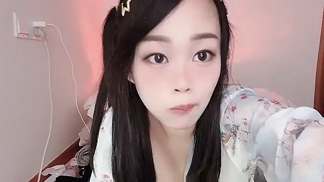 Snapshot of yueyue2003 chatting on March 2025 04:56:01 AM yueyue2003 online show from March 2025 04:56:01 AM