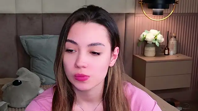 Snapshot of Alice_Deleon chatting on February 2025 03:12:02 AM Alice Deleon online show from February 2025 03:12:02 AM
