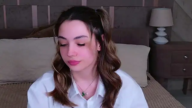 Snapshot of Alice_Deleon chatting on February 2025 03:56:01 AM Alice Deleon online show from February 2025 03:56:01 AM