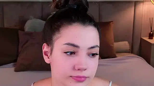 Snapshot of Alice_Deleon chatting on September 2025 09:36:01 PM Alice Deleon online show from September 2025 09:36:01 PM