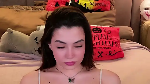 Snapshot of Alice_Deleon chatting on November 2025 11:01:02 AM Alice Deleon online show from November 2025 11:01:02 AM