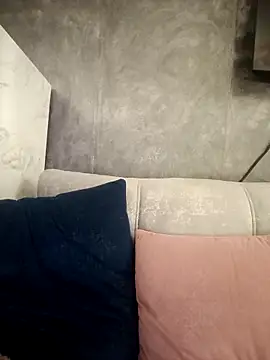 EmmaSulivan online show from September 2025 12:50:01 PM