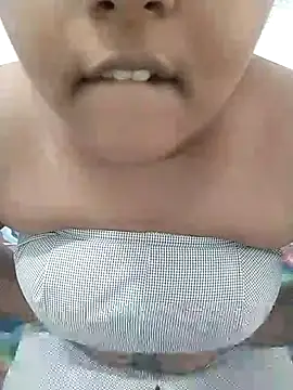 Snapshot of SLbeaty chatting on September 2025 04:01:01 AM SLbeaty online show from September 2025 04:01:01 AM