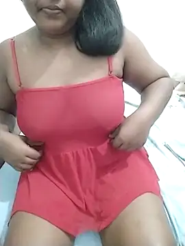 Snapshot of SLbeaty chatting on October 2025 12:20:02 AM SLbeaty online show from October 2025 12:20:02 AM