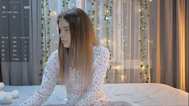 CarolinePepper online show from February 2026 02:10:02 PM