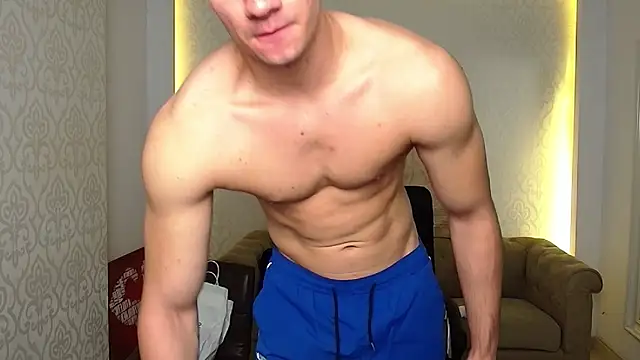 MaxKaiden online show from October 2025 04:32:01 AM