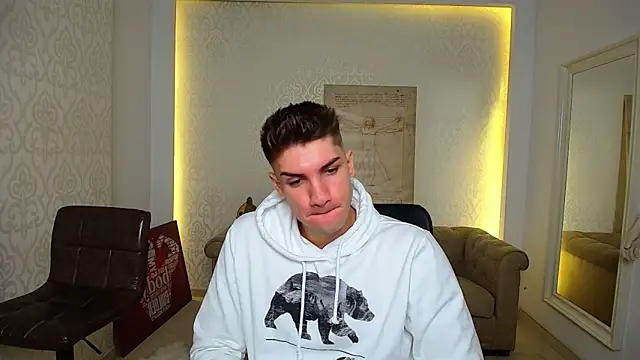 MaxKaiden online show from October 2025 04:46:01 AM