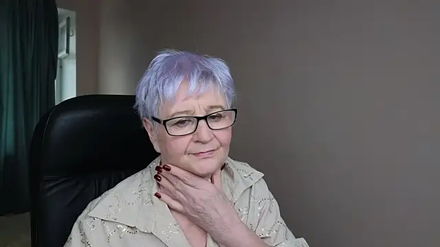 Sandra Snowflake online show from March 2025 10:10:02 AM