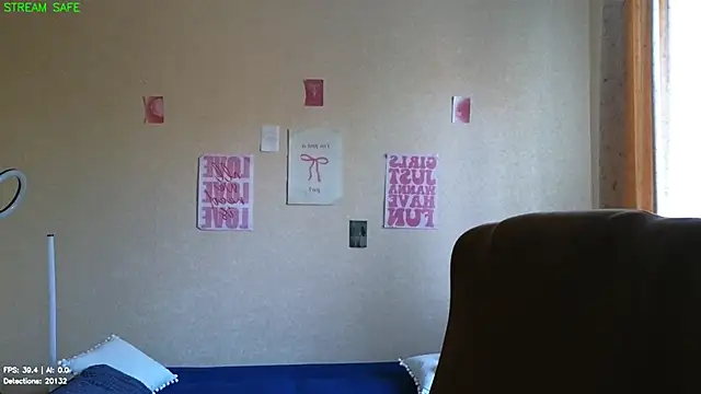 Snapshot of Sandra_Snowflake chatting on July 2026 03:53:01 AM Sandra Snowflake online show from July 2026 03:53:01 AM