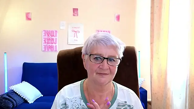 Snapshot of Sandra_Snowflake chatting on July 2026 12:08:02 PM Sandra Snowflake online show from July 2026 12:08:02 PM