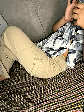 Sassy-soumu online show from November 2025 08:08:02 PM