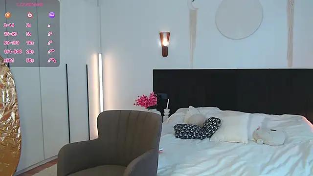 LunaticaBae online show from March 2026 03:34:01 AM