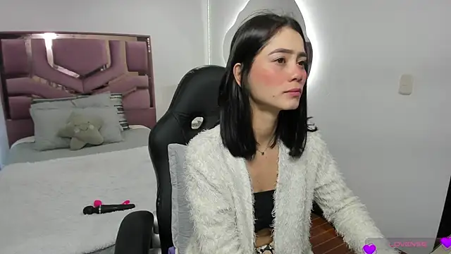 Snapshot of MollyCraft chatting on March 2025 11:29:02 AM MollyCraft online show from March 2025 11:29:02 AM