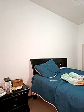 Snapshot of Coeur_de_luxure chatting on March 2025 09:21:02 PM Coeur de luxure online show from March 2025 09:21:02 PM