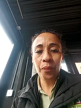 Coeur de luxure online show from November 2025 04:14:02 PM