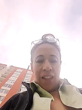 Coeur de luxure online show from February 2026 03:49:02 PM