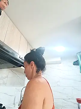 Coeur de luxure online show from March 2026 06:59:01 PM