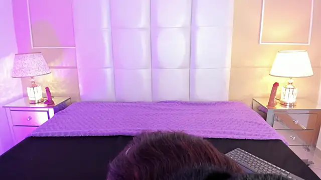 Pariss-Salvatore online show from March 2025 07:38:01 PM