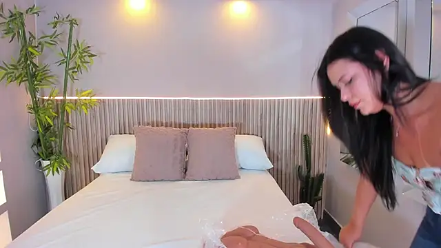 GeorginaReyes online show from October 2025 10:50:02 PM