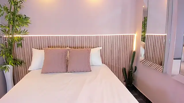 GeorginaReyes online show from March 2026 10:53:01 PM