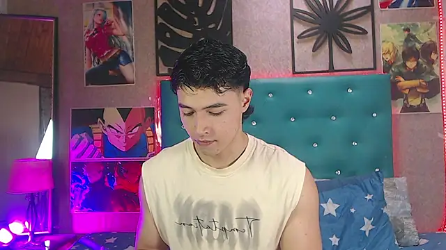 LiamAndrewzz online show from September 2025 06:30:01 PM