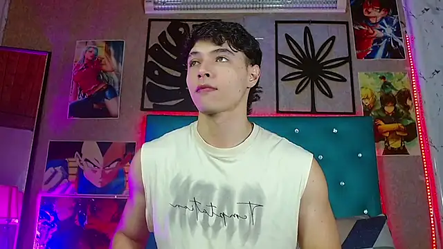 LiamAndrewzz online show from March 2026 04:28:02 AM