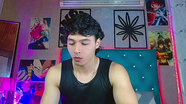 Snapshot of LiamAndrewzz chatting on July 2026 03:53:02 AM LiamAndrewzz online show from July 2026 03:53:02 AM