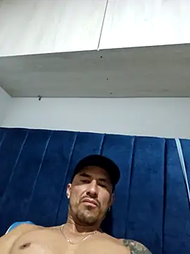 Iuver online show from February 2026 11:36:02 PM