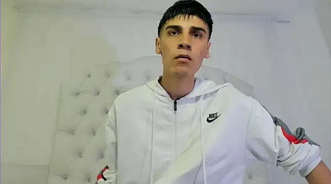 frank jhonsson online show from March 2025 07:04:02 PM