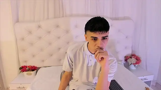 frank jhonsson online show from September 2025 07:03:02 PM