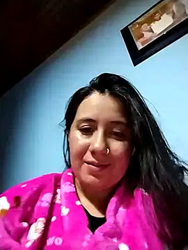 Snapshot of sweetie__annieee chatting on October 2025 04:44:02 AM sweetie annieee online show from October 2025 04:44:02 AM