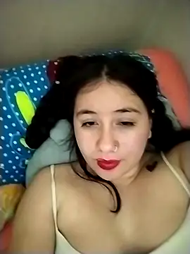 Snapshot of sweetie__annieee chatting on October 2025 05:30:02 AM sweetie annieee online show from October 2025 05:30:02 AM