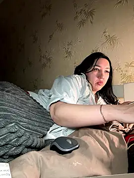 Naughtbaby 2025 online show from January 2026 02:11:01 PM