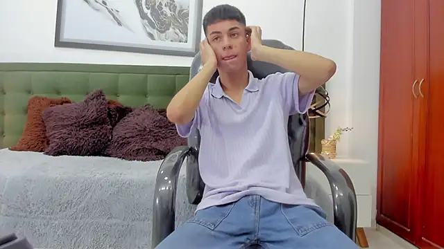 Johann sex online show from February 2026 05:22:02 PM