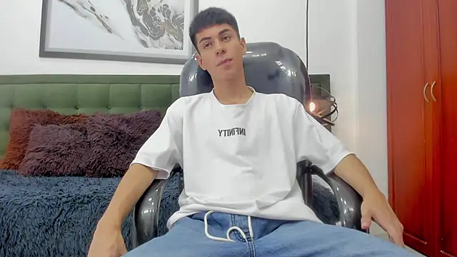 Johann sex online show from February 2026 05:22:02 PM