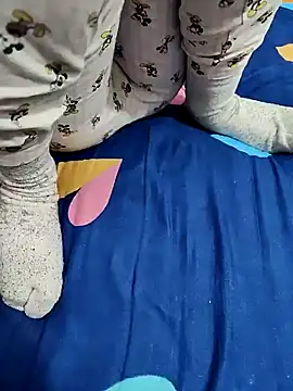 Snapshot of HorNy_Bro_Sis chatting on February 2025 04:35:01 PM HorNy Bro Sis online show from February 2025 04:35:01 PM