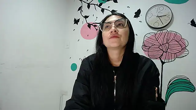 Arielle lov online show from February 2025 11:36:02 AM